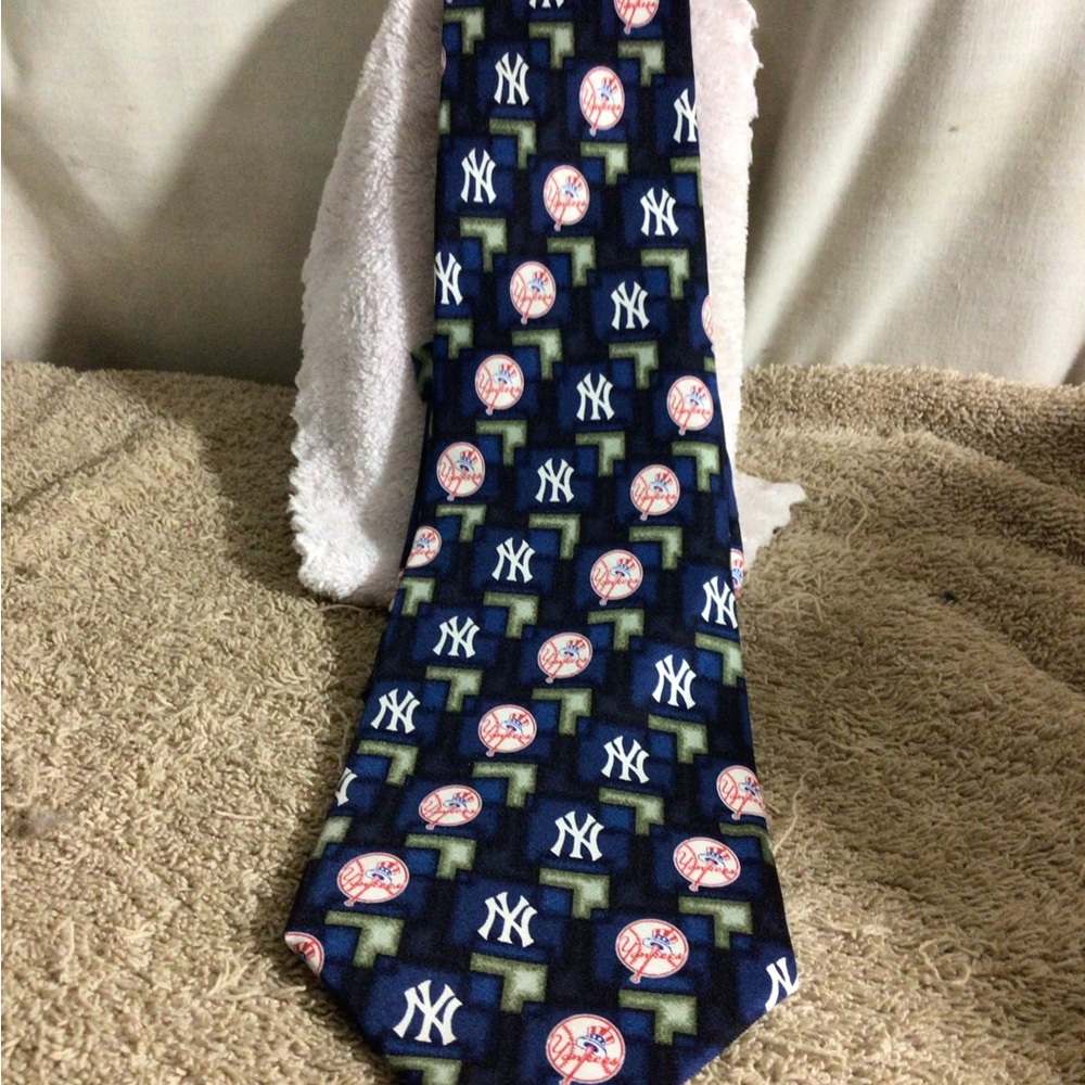 Navy New York Yankees Patterned Men's Tie